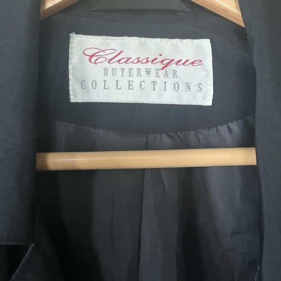 Vintage Black Nylon Short Trench Coat - Picture 8 of 8